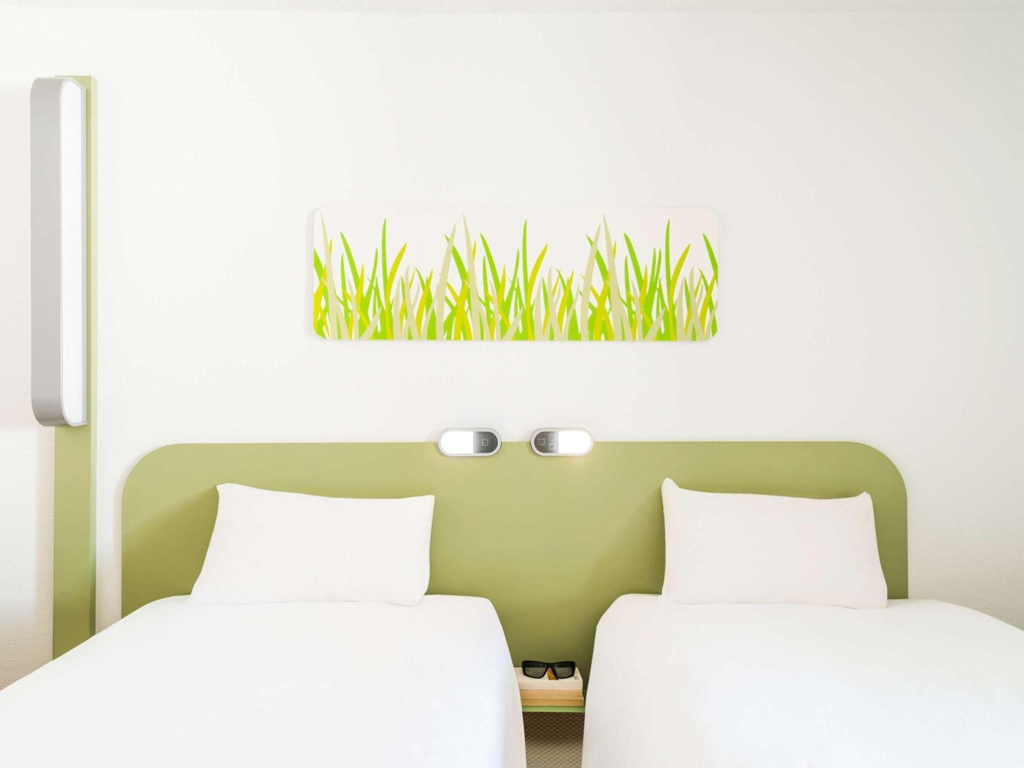 Ibis Budget Roanne Hotel Exterior photo